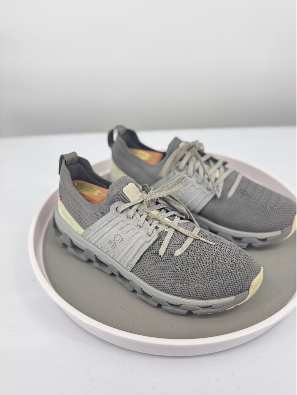 On Cloudswift 3 Running Shoes - Rock | Lima Grey - Women's Size 9